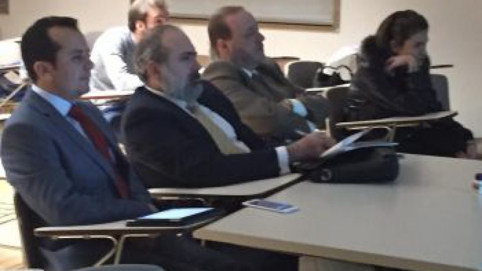 b_350_300_16777215_00_images_lau