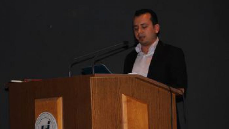 b_350_300_16777215_00_images_sampledata_pictures_letture_390909_10152256919350639_1870979887_n-1