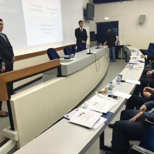 الدكتور حسن تاج الدين مشاركاً لجنة التحكيم لتخريج طلاب جامعة القديس يوسف – كلية الهندسة