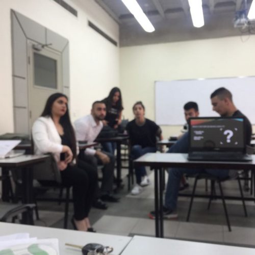 الدكتور حسن تاج الدين مشاركاً في لجنة التحكيم لتخريج طلاب جامعة الحكمة – كلية إدارة الأعمال