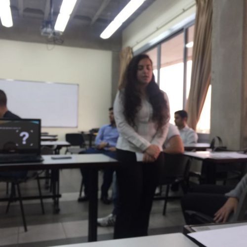 الدكتور حسن تاج الدين مشاركاً في لجنة التحكيم لتخريج طلاب جامعة الحكمة – كلية إدارة الأعمال