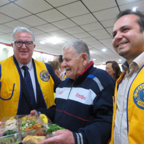 الدكتور حسن تاج الدين مشاركًا مع المسنين في عيدهم