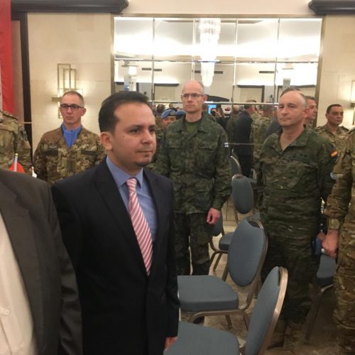 الدكتور حسن تاج الدين ملبيًا حفل غداء بمناسبة  عيد الاستقلال برعاية قائد الجيش