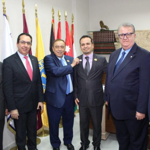 جمعية أندية الليونز الدولية تكرم الدكتور حسن تاج الدين