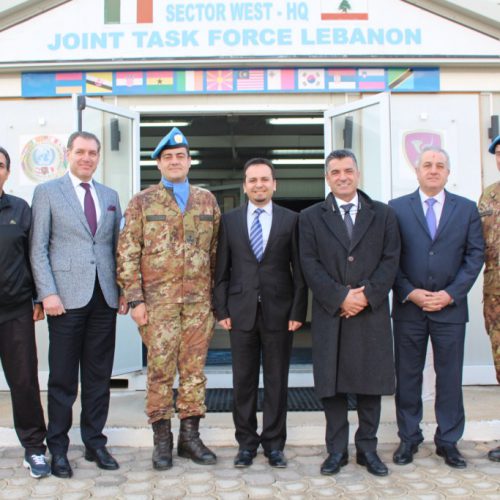 درع القطاع الغربي في اليونيفيل للدكتور حسن تاج الدين