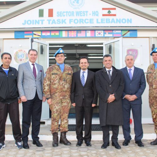 درع القطاع الغربي في اليونيفيل للدكتور حسن تاج الدين