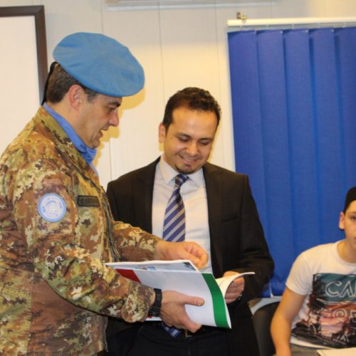 درع القطاع الغربي في اليونيفيل للدكتور حسن تاج الدين