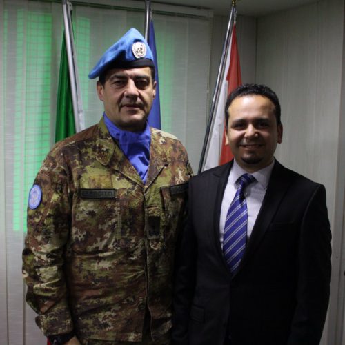 درع القطاع الغربي في اليونيفيل للدكتور حسن تاج الدين