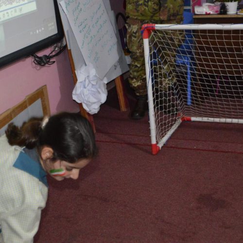 Dr. Hassan Tajideen welcoming the Commander of UNIFEL West Sector – Joint Task Force – Lebanon Brigadier General Diodato Abagnara, at Stars College School