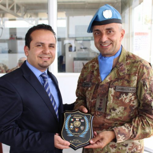 قائد الكتيبة الايطالية العاملة في قوات اليونيفيل، كرم الدكتور حسن تاج الدين