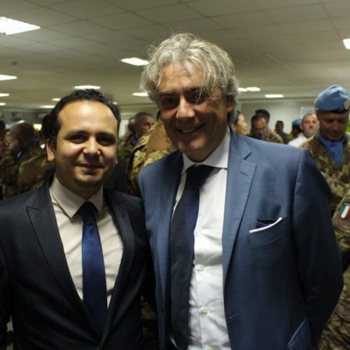 الدكتور حسن تاج الدين مشاركًا حفل تسلم وتسليم في قيادة القطاع الغربي لليونيفيل