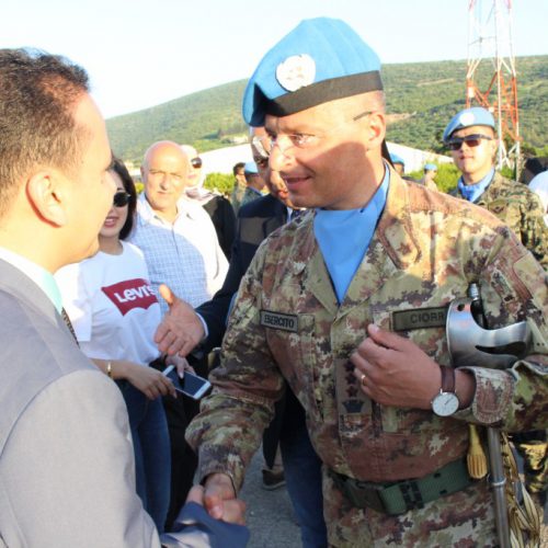 الدكتور حسن تاج الدين مشاركا بحفل التسليم والتسلم لقائد الكتيبه الايطاليه