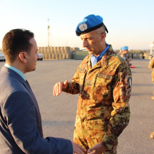 الدكتور حسن تاج الدين مشاركا بحفل التسليم والتسلم لقائد الكتيبه الايطاليه