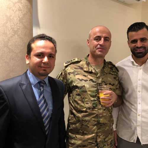 الدكتور حسن تاج الدين مشاركاً في إحتفال تكريم الشهداء بمناسبة عيد الجيش بدعوة من قيادة منطقة الجنوب العسكرية